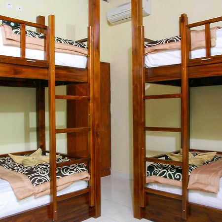 Medal Jaya Hostel & Room Lembongan Kültér fotó
